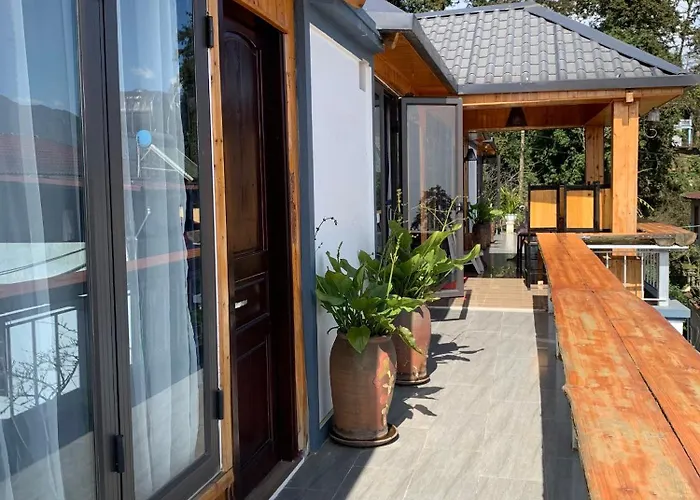 Mây Núi Homestay
